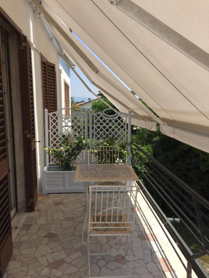 B&B La Villa Mediterranea Passirano Bagian luar foto