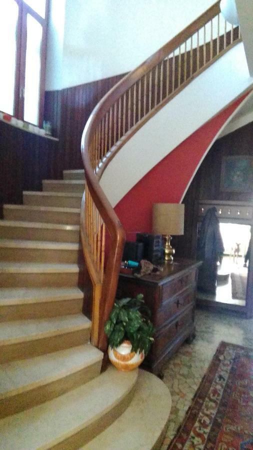 B&B La Villa Mediterranea Passirano Bagian luar foto