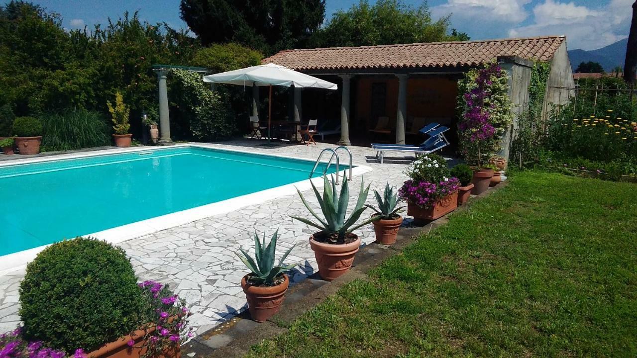 B&B La Villa Mediterranea Passirano Bagian luar foto